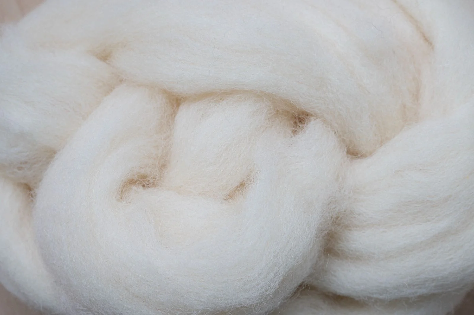 Wool fibre sample for artisan weaving work